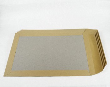 bordrug envelop, C4, bruin, doos á 125 st.